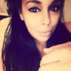 Meet your Posher, Sarina